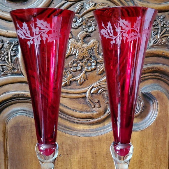 (2) Lenox 11" Holiday Gems Ruby Fluted Glasses - Picture 4 of 13